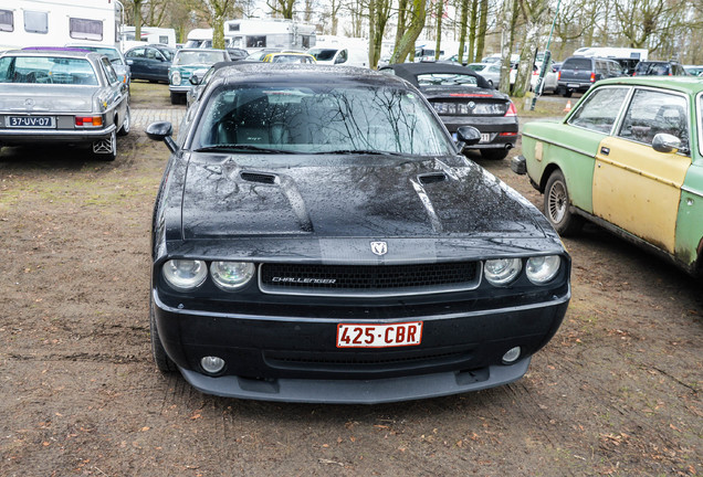 Dodge Challenger SRT-8