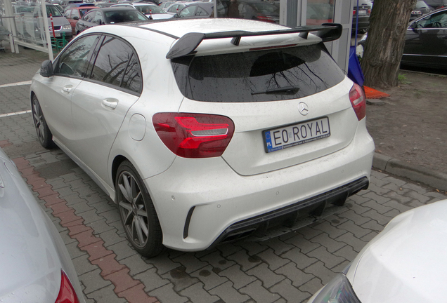 Mercedes-AMG A 45 W176 2015