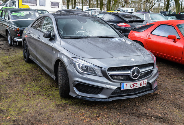 Mercedes-Benz CLA 45 AMG C117