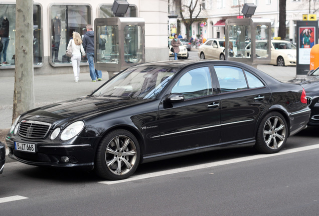 Mercedes-Benz E 55 AMG