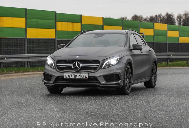 Mercedes-Benz GLA 45 AMG X156