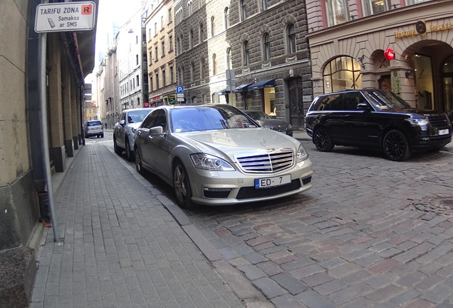 Mercedes-Benz S 65 AMG V221 2010