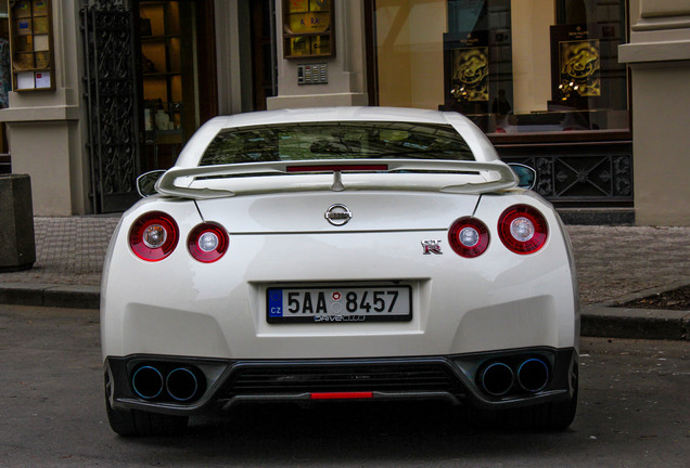 Nissan GT-R 2014