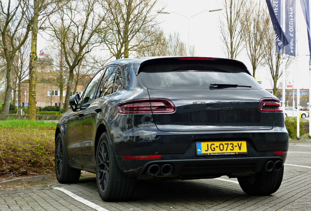 Porsche 95B Macan GTS