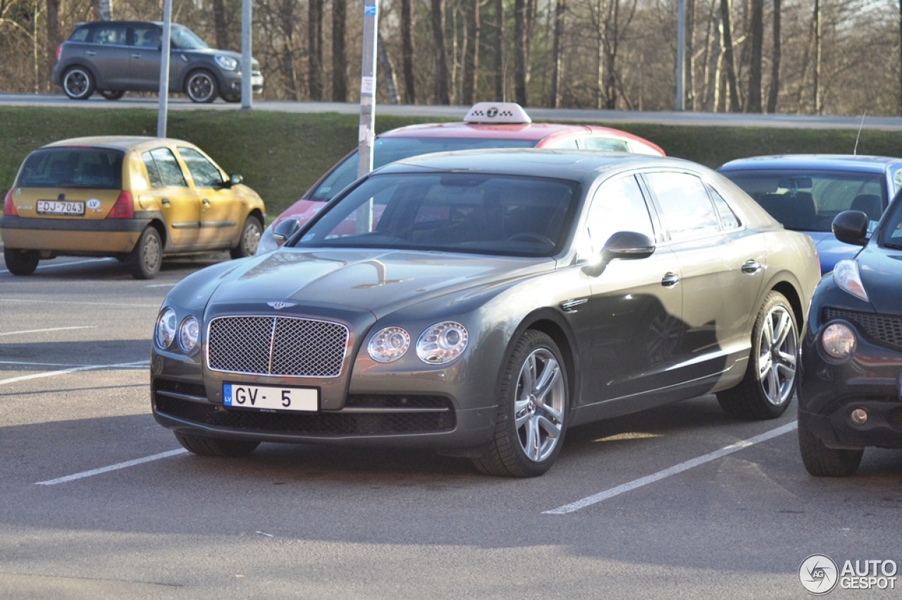 Bentley Flying Spur V8