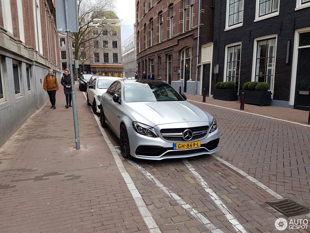 Mercedes-AMG C 63 S W205