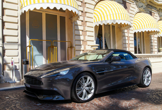 Aston Martin Vanquish Volante