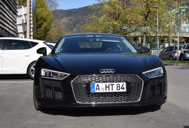 Audi R8 V10 Plus 2015