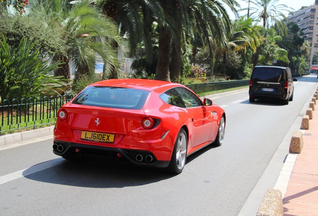 Ferrari FF