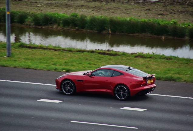 Jaguar F-TYPE S AWD Coupé