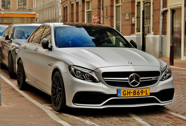 Mercedes-AMG C 63 S W205