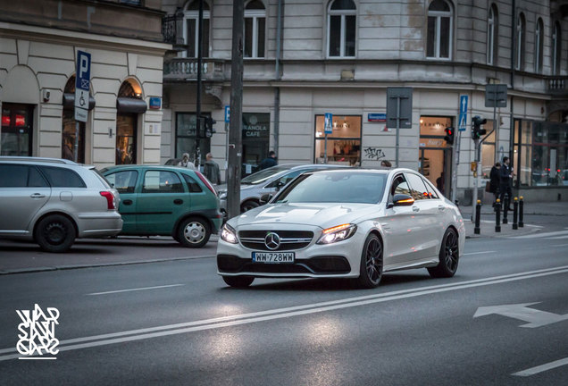 Mercedes-AMG C 63 S W205