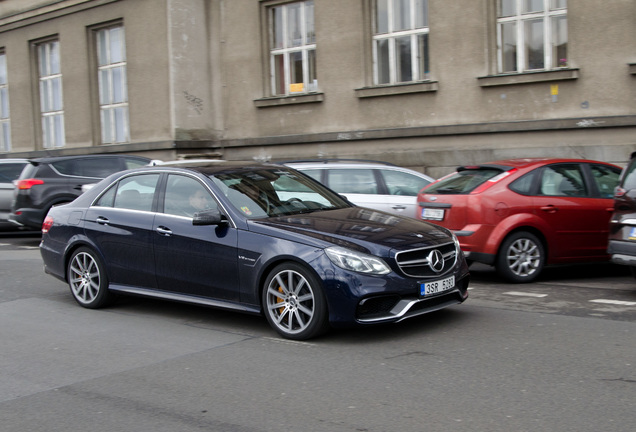 Mercedes-Benz E 63 AMG S W212