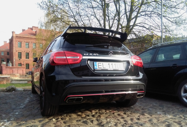 Mercedes-Benz GLA 45 AMG Edition 1