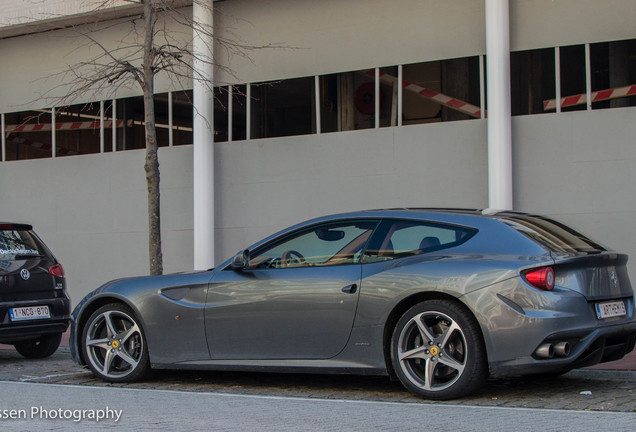 Ferrari FF