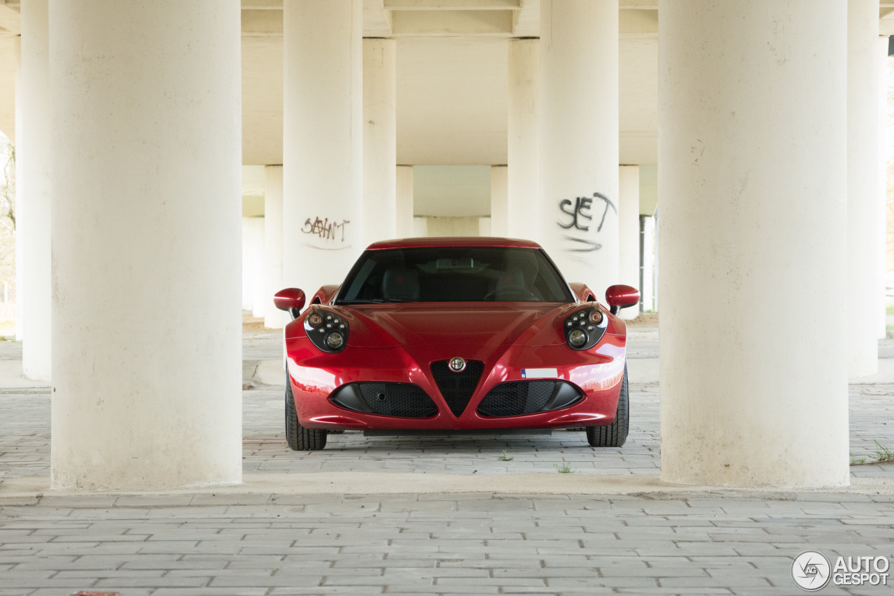 Alfa Romeo 4C Coupé