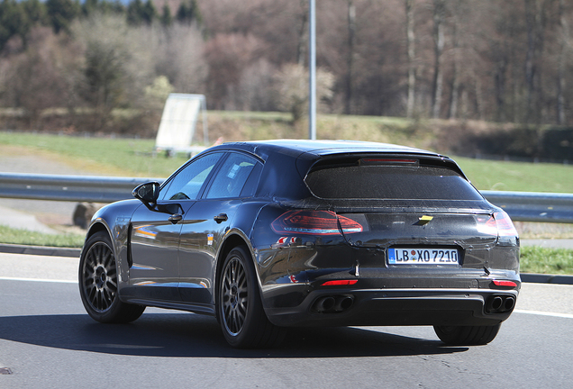 Porsche 971 Panamera Sport Turismo