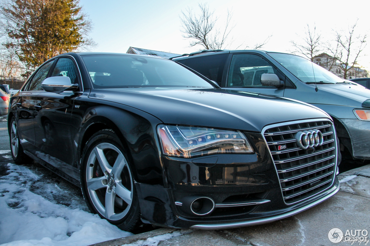 Audi S8 D4