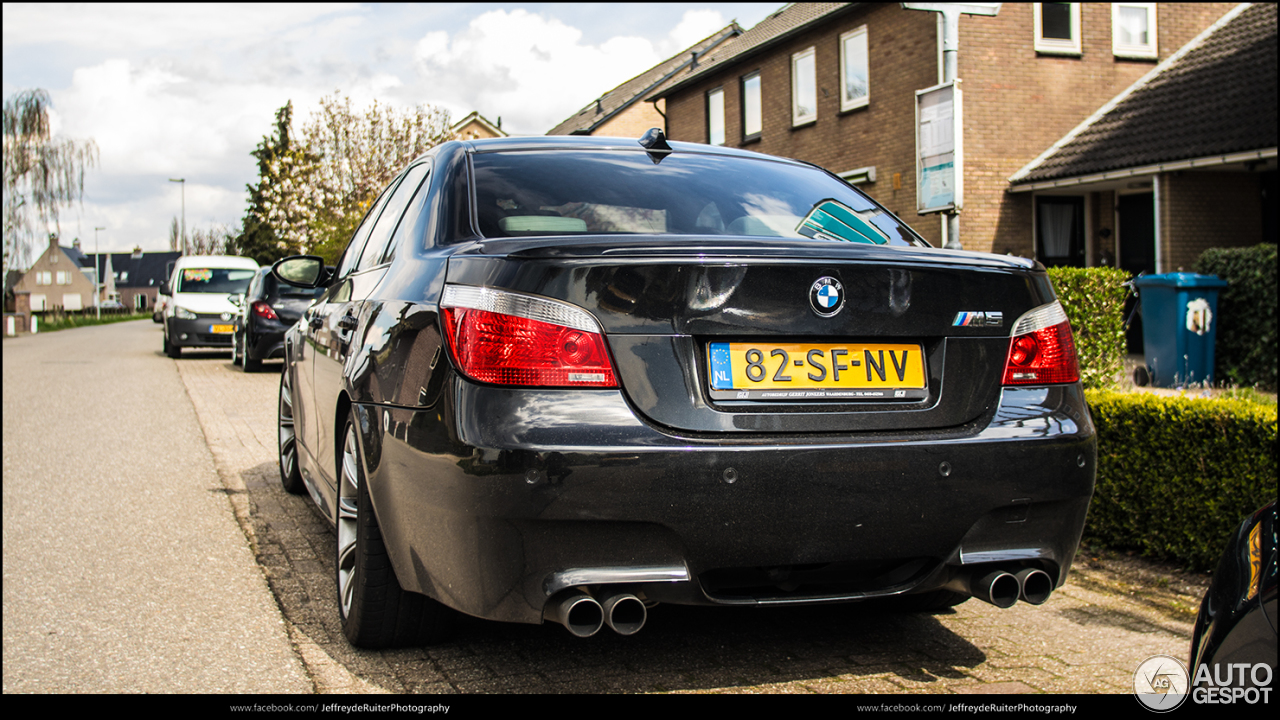 BMW M5 E60 2005