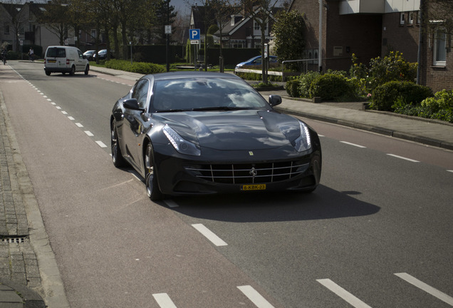 Ferrari FF