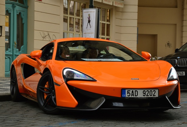 McLaren 570S