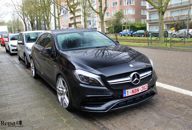 Mercedes-AMG A 45 W176 2015