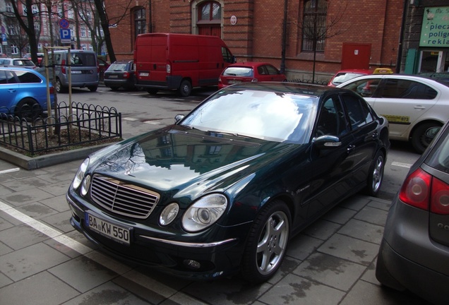 Mercedes-Benz E 55 AMG