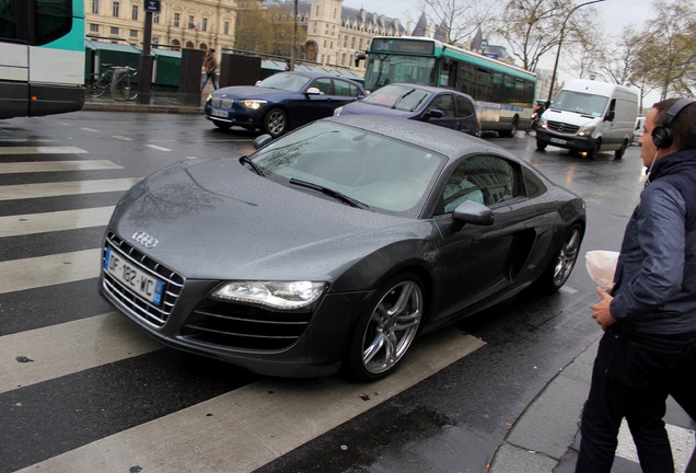 Audi R8 V10