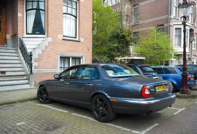 Jaguar XJR