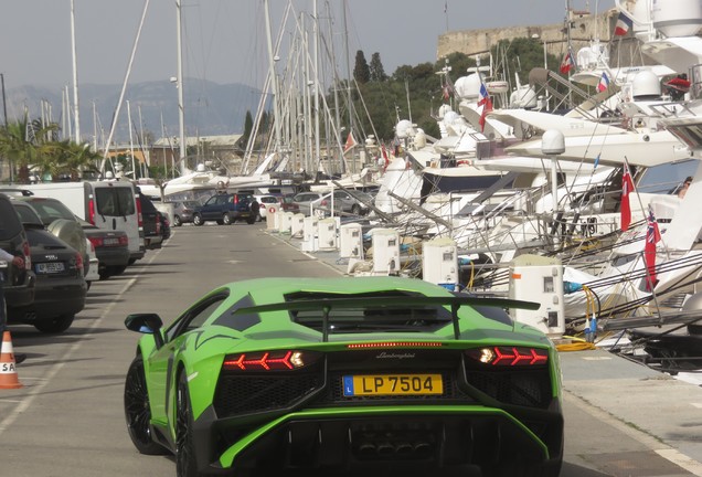 Lamborghini Aventador LP750-4 SuperVeloce