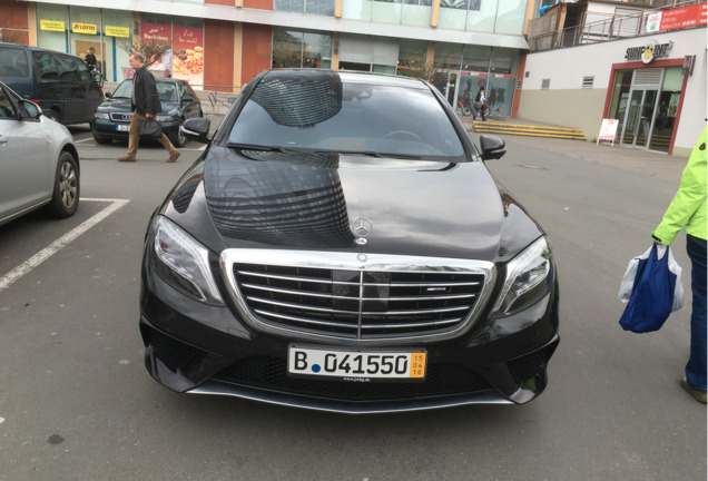 Mercedes-Benz S 63 AMG V222