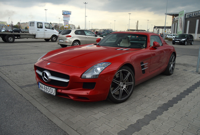 Mercedes-Benz SLS AMG