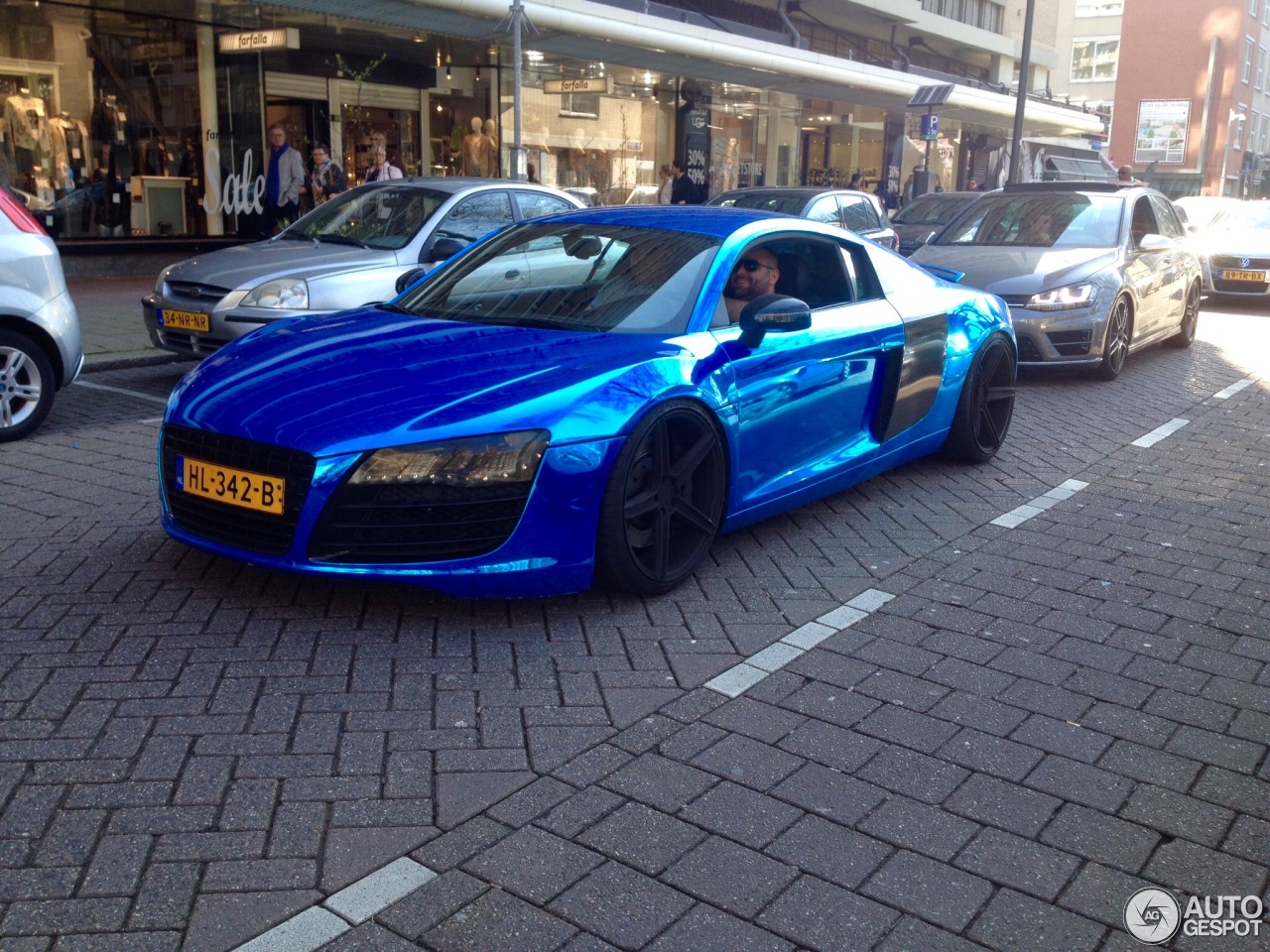 Audi R8