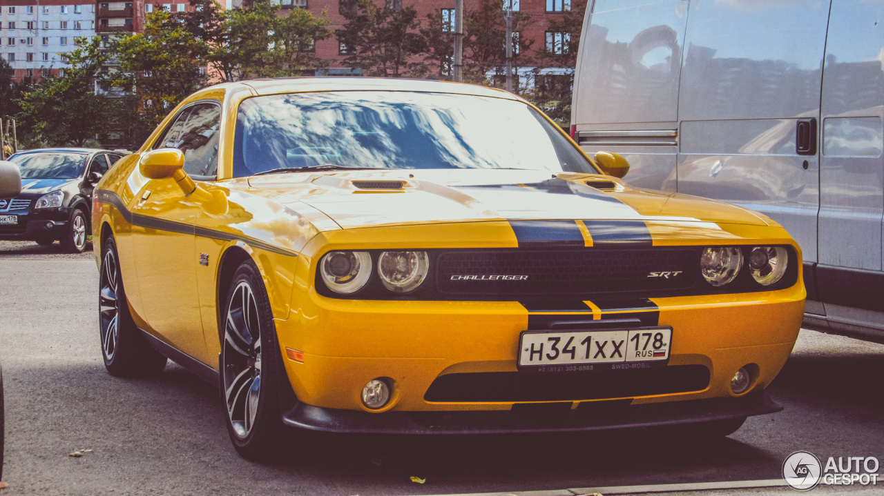 Dodge Challenger SRT-8 392 Yellow Jacket