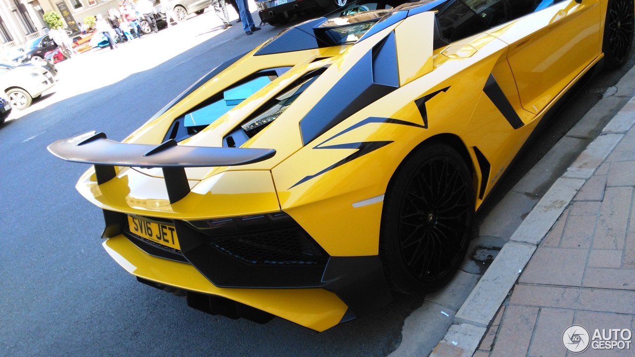 Lamborghini Aventador LP750-4 SuperVeloce Roadster