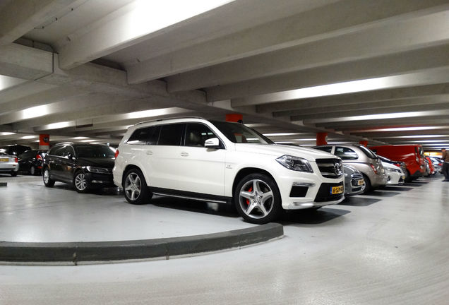 Mercedes-Benz GL 63 AMG X166