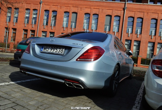 Mercedes-Benz S 63 AMG V222