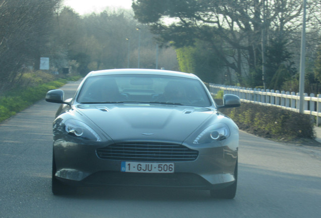 Aston Martin Virage 2011