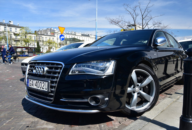 Audi S8 D4