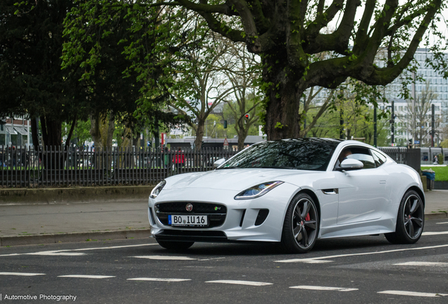 Jaguar F-TYPE R AWD Coupé