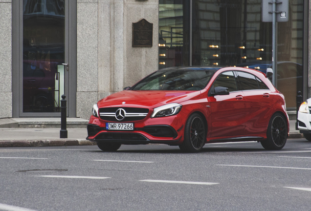 Mercedes-AMG A 45 W176 2015