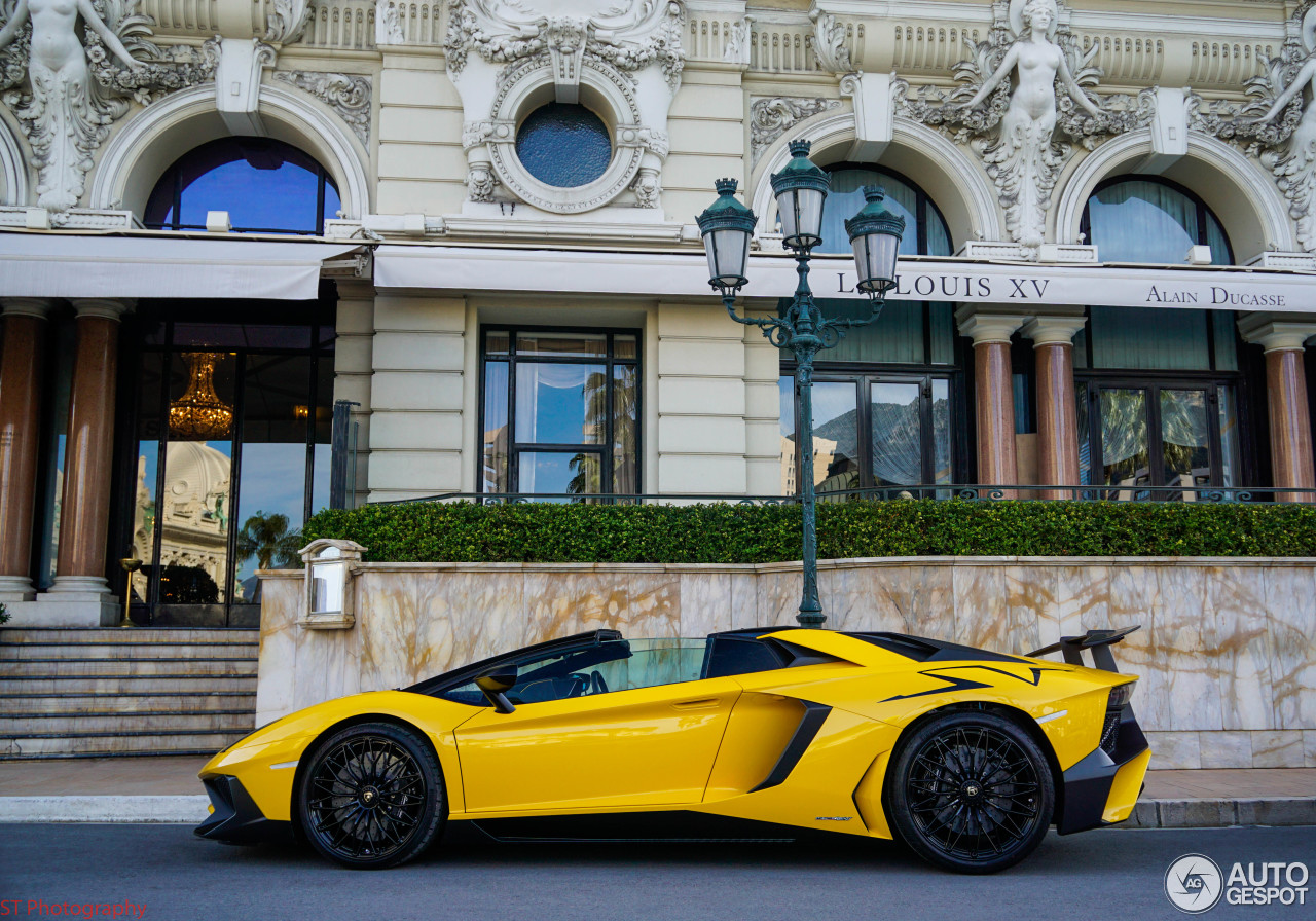 Lamborghini Aventador LP750-4 SuperVeloce Roadster