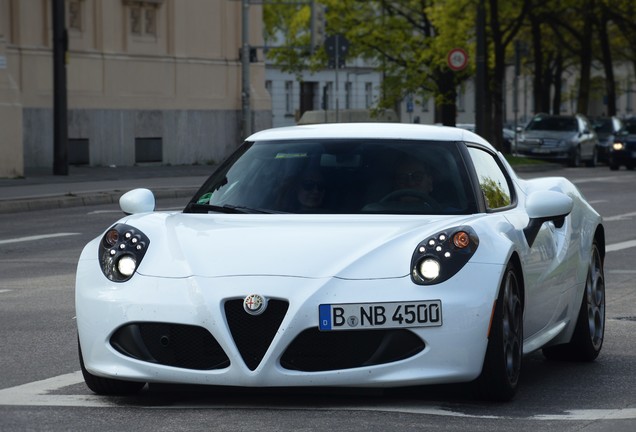 Alfa Romeo 4C Coupé