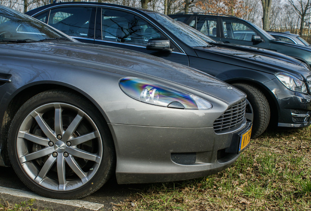 Aston Martin DB9