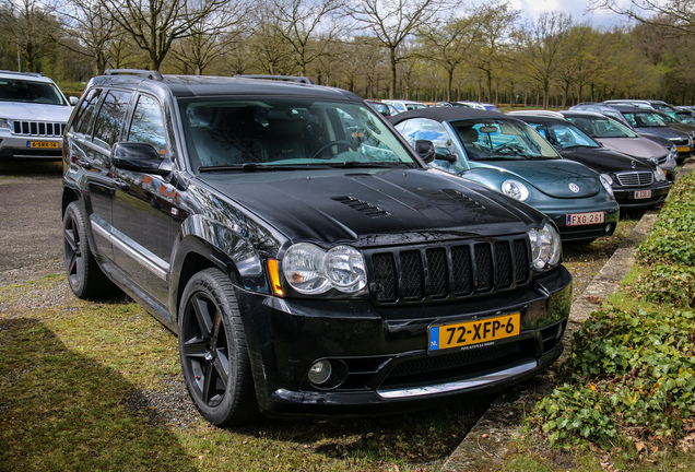 Jeep Grand Cherokee SRT-8 2005