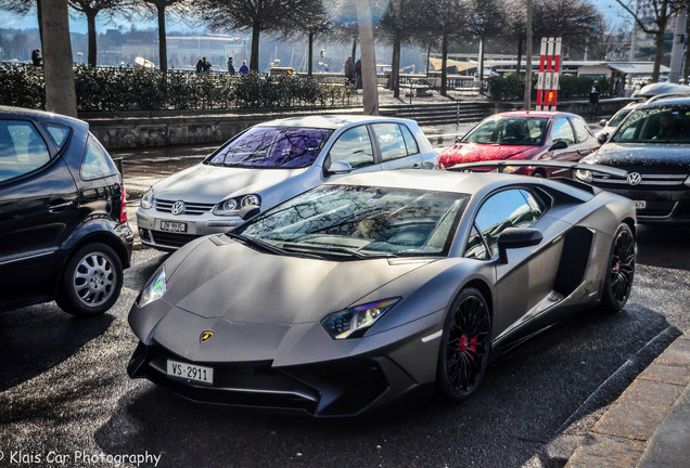 Lamborghini Aventador LP750-4 SuperVeloce