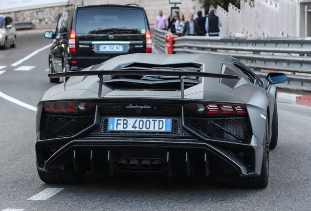 Lamborghini Aventador LP750-4 SuperVeloce