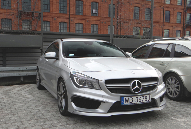 Mercedes-Benz CLA 45 AMG C117