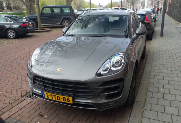 Porsche 95B Macan Turbo