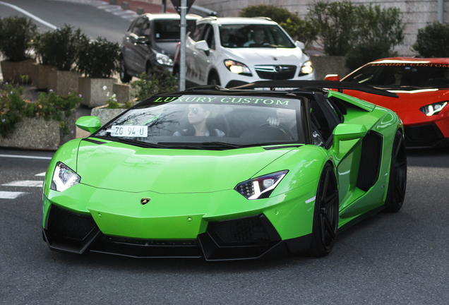 Lamborghini Aventador LP700-4 Roadster